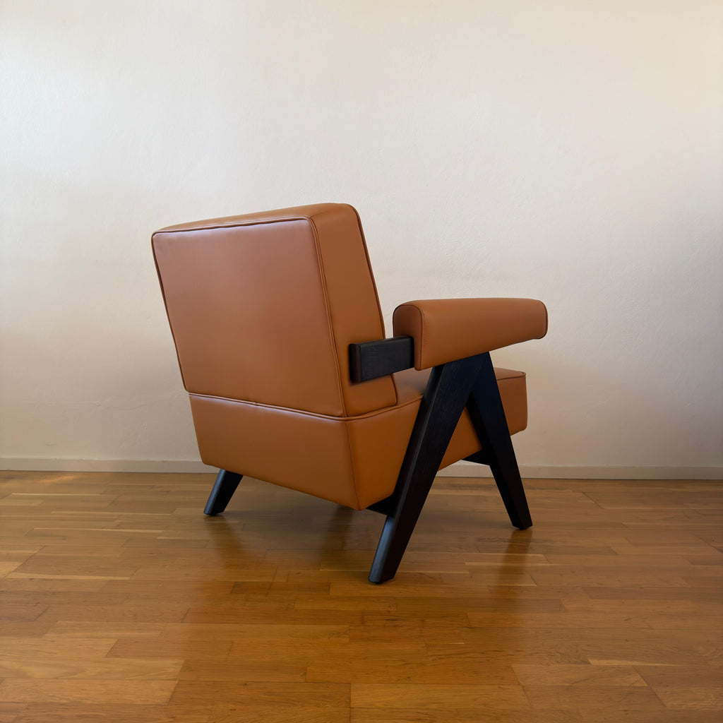 Jeanneret-style Chandigarh armchair, wood and leather