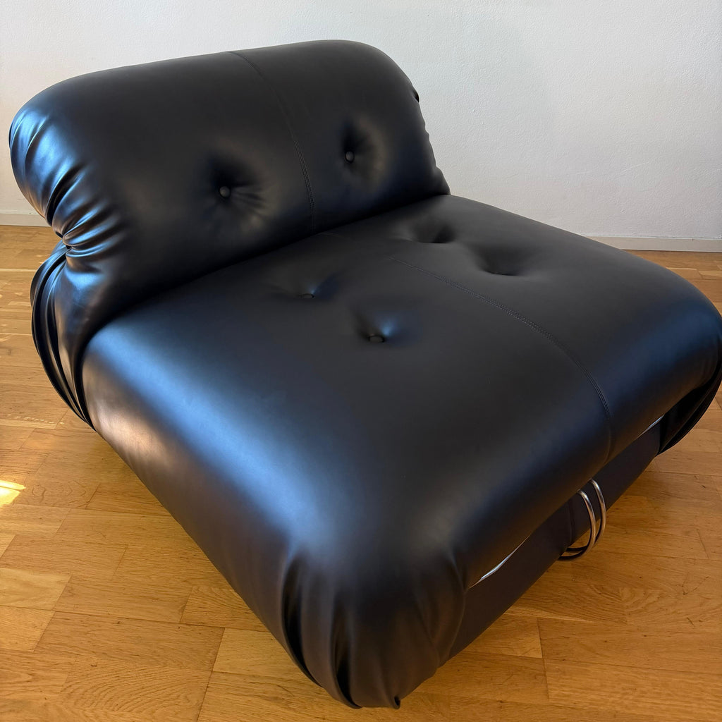 Scarpa-style Soriana lounge, tufted leather
